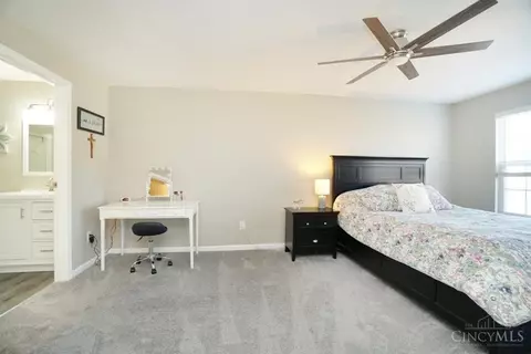 715 Castlegate #302, Cincinnati, OH 45231 photo 18