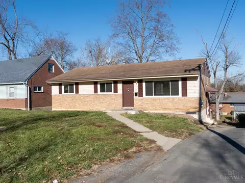 288 Riddle, Woodlawn, OH 45215 photo 2