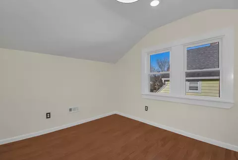 1099 Burns, Wyoming, OH 45215 photo 19