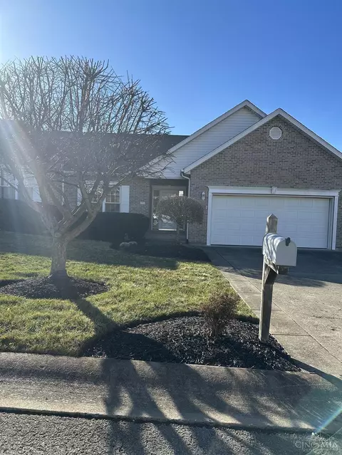 1331 Northwoods Dr, Hillsboro, OH 45133