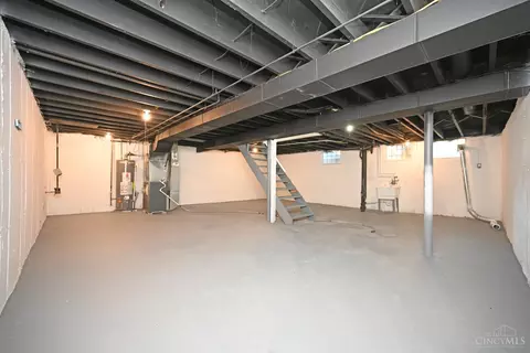 4310 Fehr, Cincinnati, OH 45238 photo 27