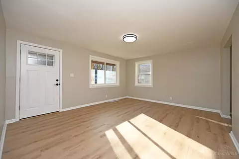 4310 Fehr, Cincinnati, OH 45238 photo 5