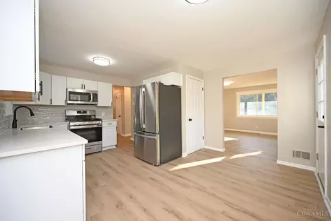 4310 Fehr, Cincinnati, OH 45238 photo 14