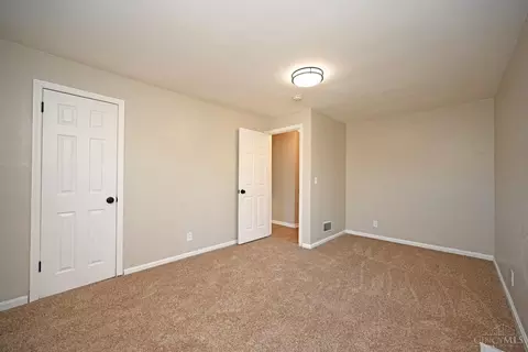 4310 Fehr, Cincinnati, OH 45238 photo 18