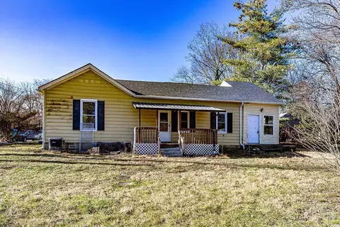 6816 Plum St, Newtown, OH 45244