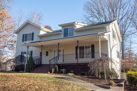 1332 Lorelei Dr, Fayetteville, OH 45118