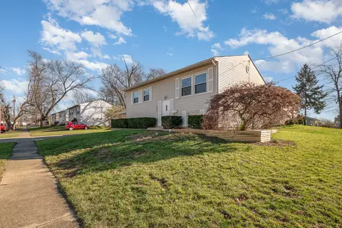 2503 Berthbrook, Cincinnati, OH 45231 photo 3