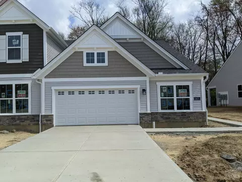3671 Mustang Cir, Montgomery, OH 45140