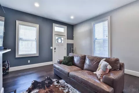 Living - 761 Morgan, Cincinnati, OH 45206 photo 3 of 4