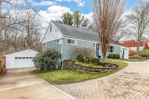 5792 Gaines Rd, Cincinnati, OH 45247