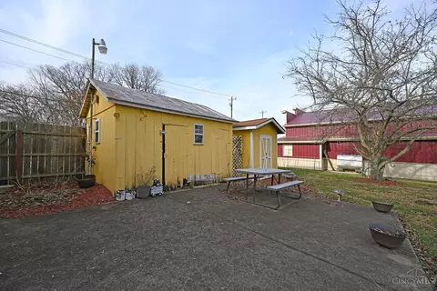 222 Light, Felicity, OH 45120 photo 22