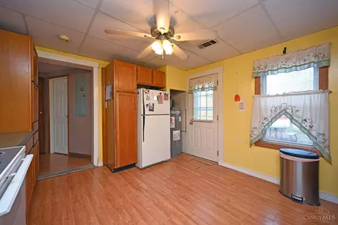 222 Light, Felicity, OH 45120 photo 12
