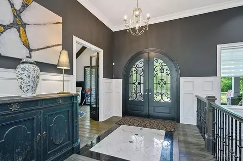 Entry Way - 9480 Cunningham, Cincinnati, OH 45243 photo 1 of 2