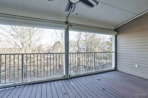 692 Bridle, Cincinnati, OH 45231 photo 21