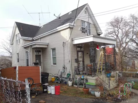2487 Saturn, Cincinnati, OH 45214