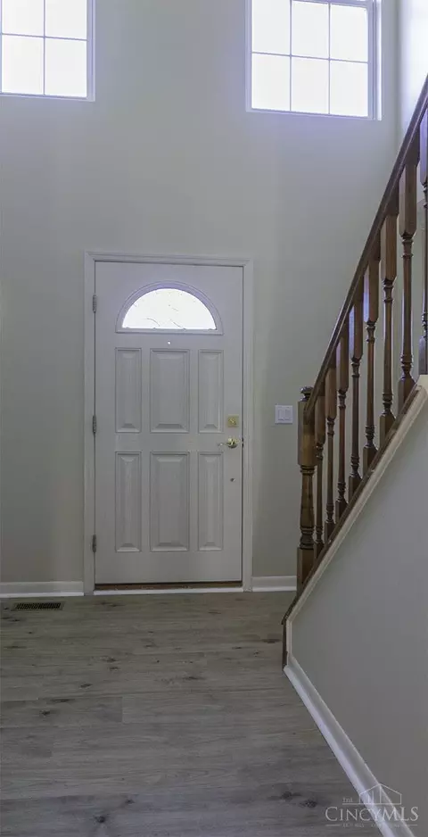 2618 Streamside, Cincinnati, OH 45230 photo 3