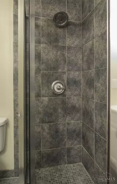 2618 Streamside, Cincinnati, OH 45230 photo 35