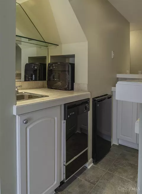 2618 Streamside, Cincinnati, OH 45230 photo 37