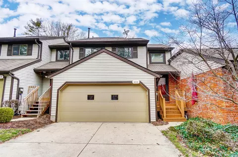 230 Centerbury, Springdale, OH 45246