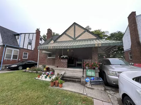 5458 Newfield, Cincinnati, OH 45237 photo 2