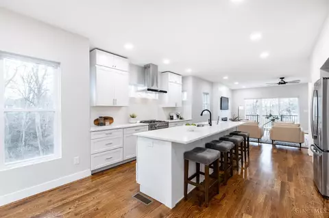 4135 Settle, Cincinnati, OH 45227 photo 8