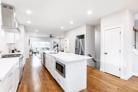 4135 Settle, Cincinnati, OH 45227 photo 9