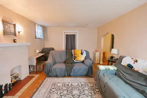 4044 Mcfarran, Cheviot, OH 45211 photo 5