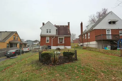4044 Mcfarran, Cheviot, OH 45211 photo 3