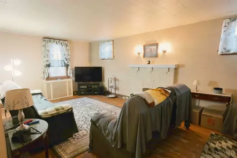 4044 Mcfarran, Cheviot, OH 45211 photo 4