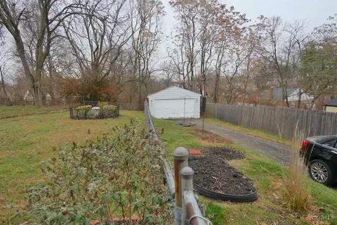 4044 Mcfarran, Cheviot, OH 45211 photo 20