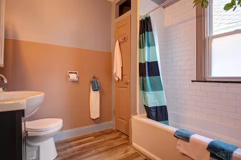 1233 Amanda, Cincinnati, OH 45205 photo 12