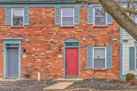 8 Queens Crk, Batavia, OH 45103