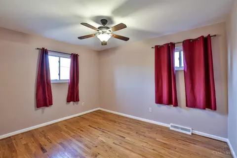 8450 Daly, Cincinnati, OH 45231 photo 15