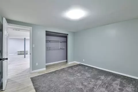 8450 Daly, Cincinnati, OH 45231 photo 31