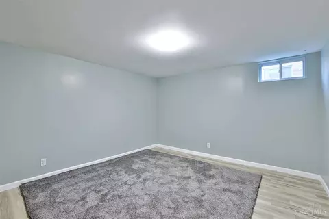 8450 Daly, Cincinnati, OH 45231 photo 17