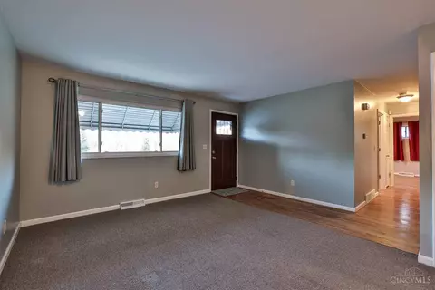 8450 Daly, Cincinnati, OH 45231 photo 5