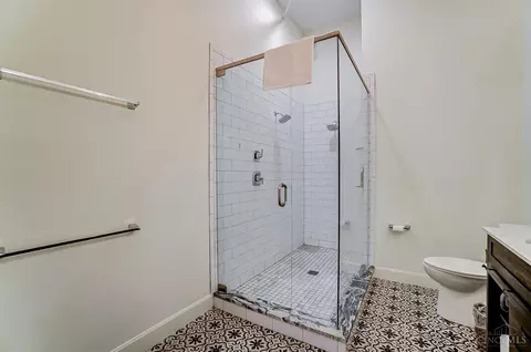825 Main #2, Cincinnati, OH 45202 photo 31