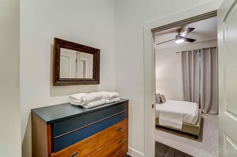 825 Main #2, Cincinnati, OH 45202 photo 29