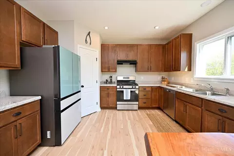 5742 Azra, Morrow, OH 45152 photo 16