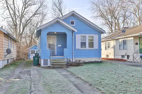 55 Parkway, Cincinnati, OH 45216