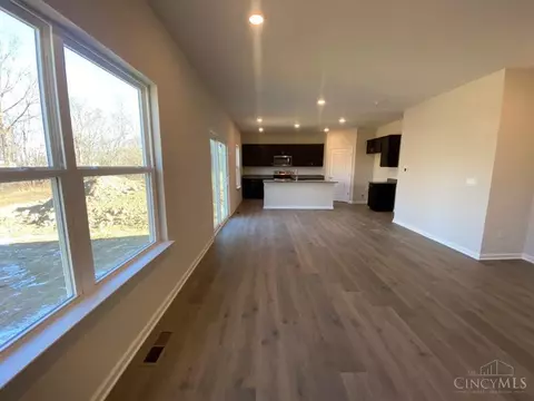 65 Marigold Ln, Amelia, OH 45102 photo 18