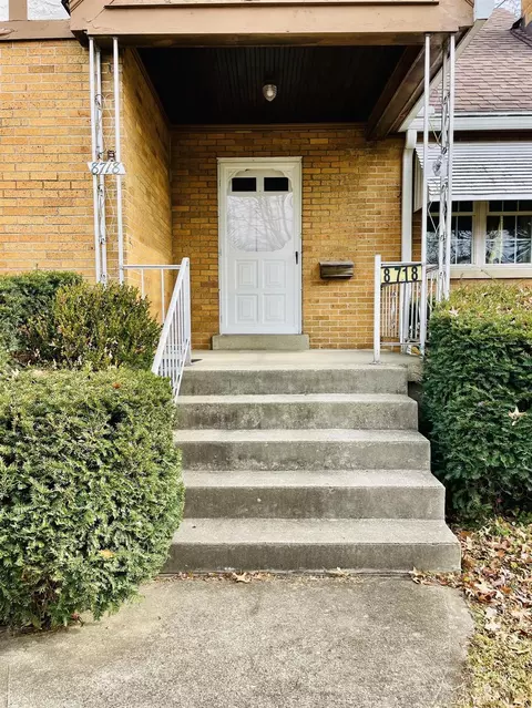 8718 Plainfield, Cincinnati, OH 45236 photo 2