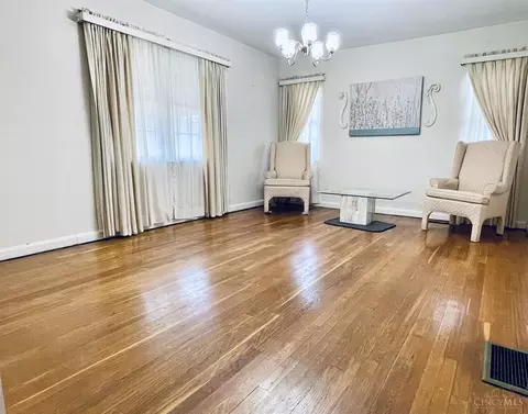 8718 Plainfield, Cincinnati, OH 45236 photo 5