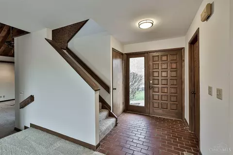 2615 Saddleback, Cincinnati, OH 45244 photo 3