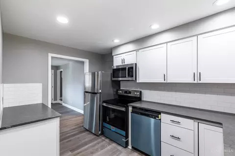 804 Kenray, Reading, OH 45215 photo 8