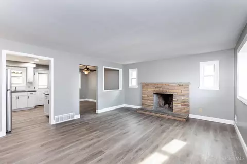 804 Kenray, Reading, OH 45215 photo 2