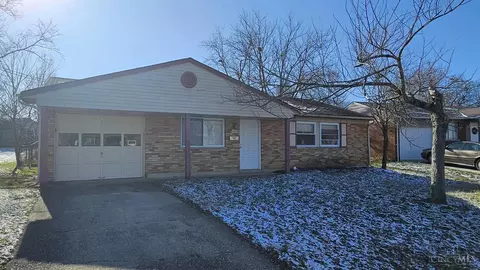 2481 Stockport, Cincinnati, OH 45231