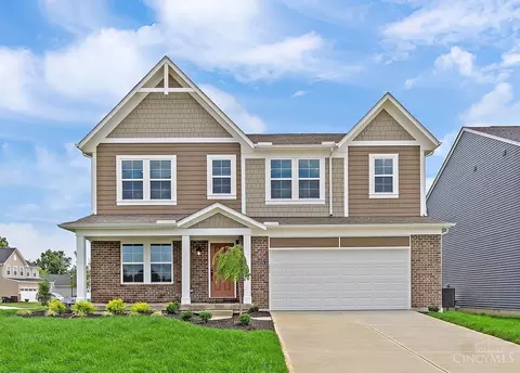6074 Foothills Dr, Harrison, OH 45030