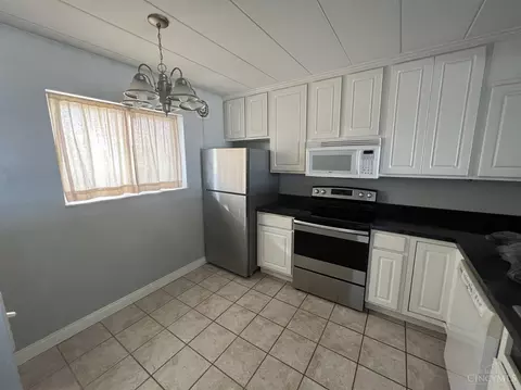 Kitchen - 2680 Lehman Rd #C303, Cincinnati, OH 45204 photo 1 of 1