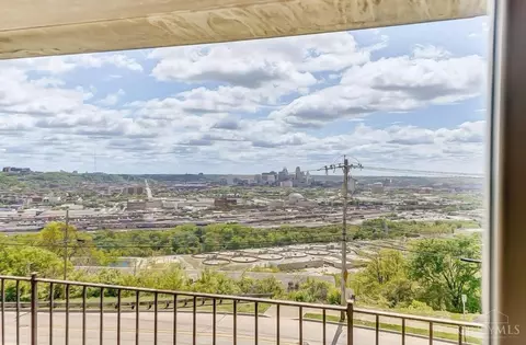 View/Area - 2680 Lehman Rd #C303, Cincinnati, OH 45204 photo 1 of 2